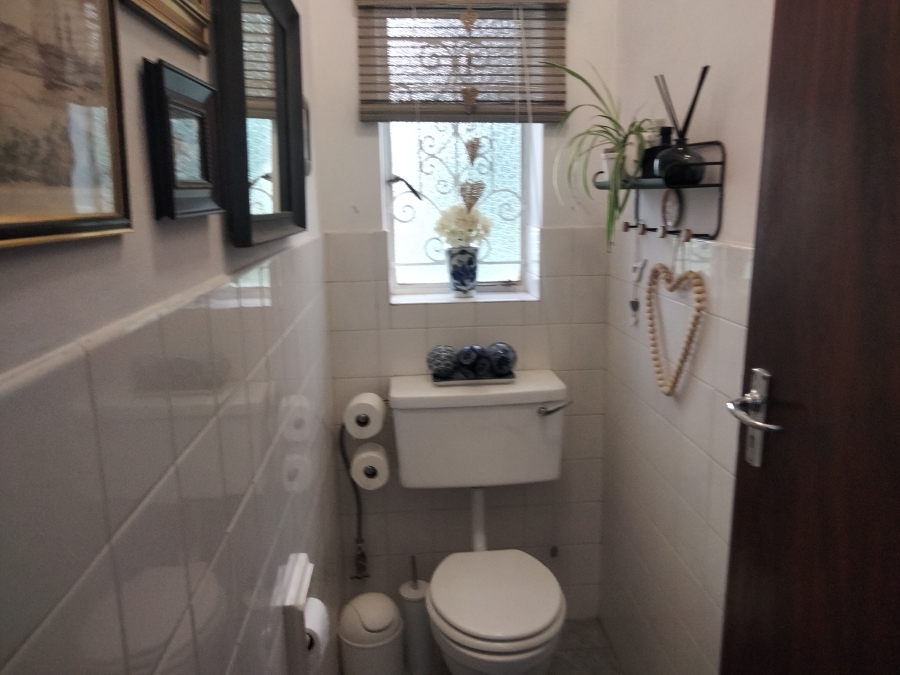 3 Bedroom Property for Sale in Witpoortjie Gauteng