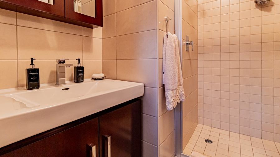 3 Bedroom Property for Sale in Constantia Kloof Gauteng