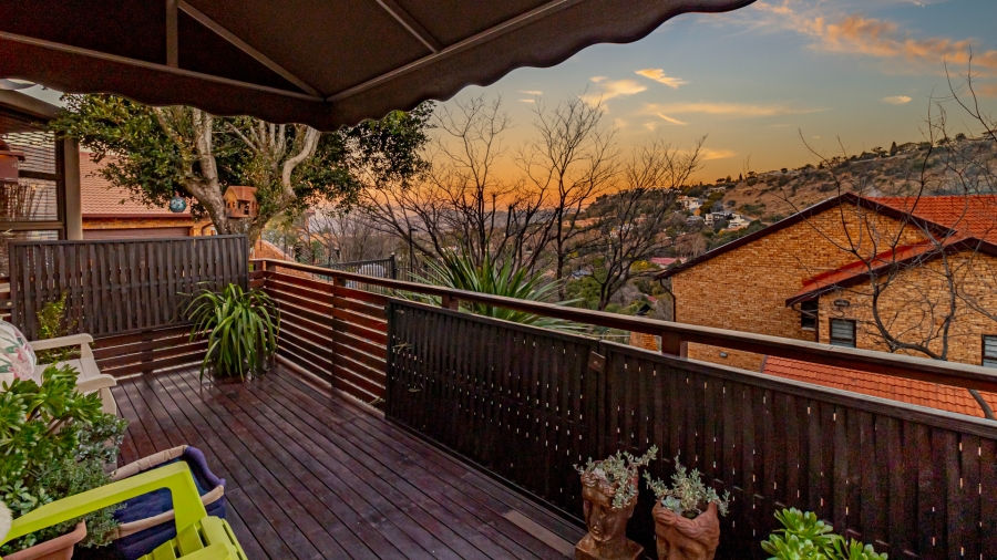 3 Bedroom Property for Sale in Constantia Kloof Gauteng
