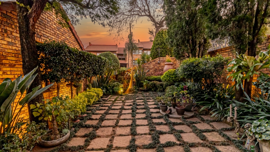 3 Bedroom Property for Sale in Constantia Kloof Gauteng
