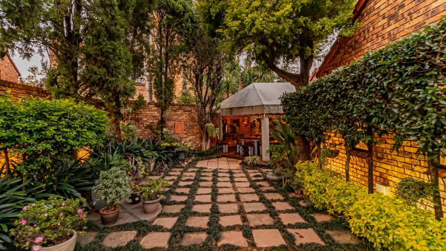 3 Bedroom Property for Sale in Constantia Kloof Gauteng