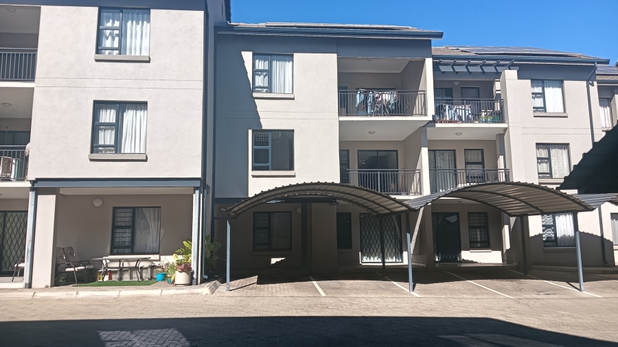 2 Bedroom Property for Sale in Raslouw Gauteng