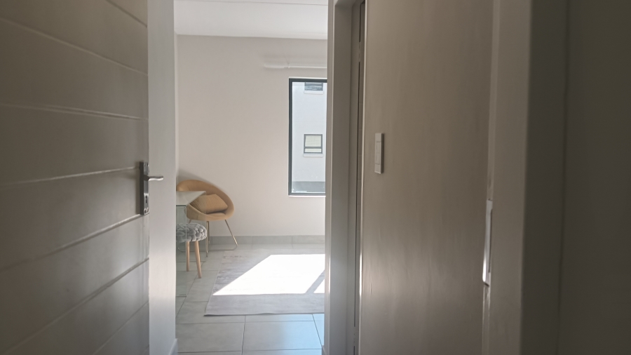 2 Bedroom Property for Sale in Raslouw Gauteng