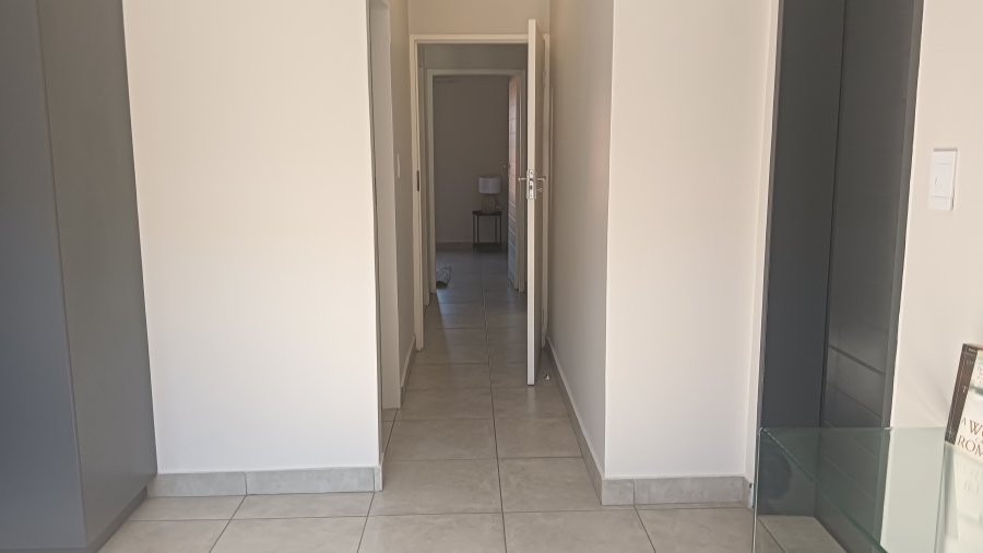 2 Bedroom Property for Sale in Raslouw Gauteng