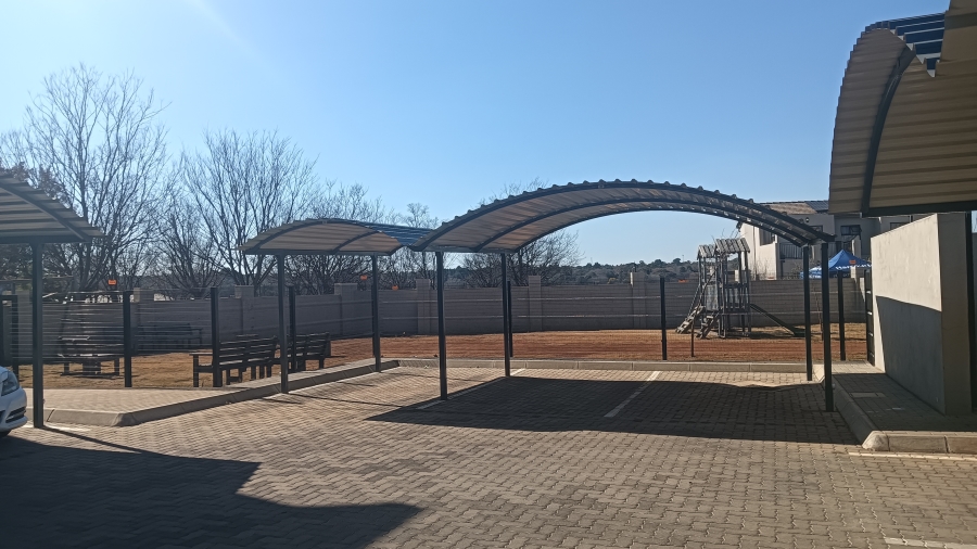 2 Bedroom Property for Sale in Raslouw Gauteng