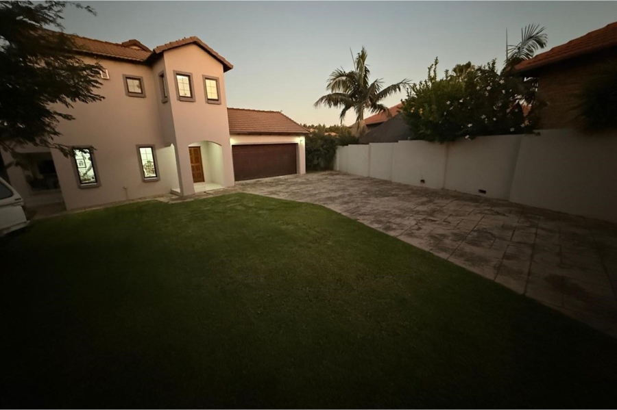 3 Bedroom Property for Sale in Thatchfield Close Gauteng
