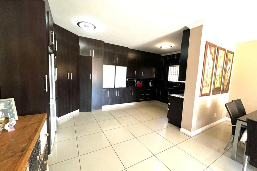 4 Bedroom Property for Sale in Risiville Gauteng