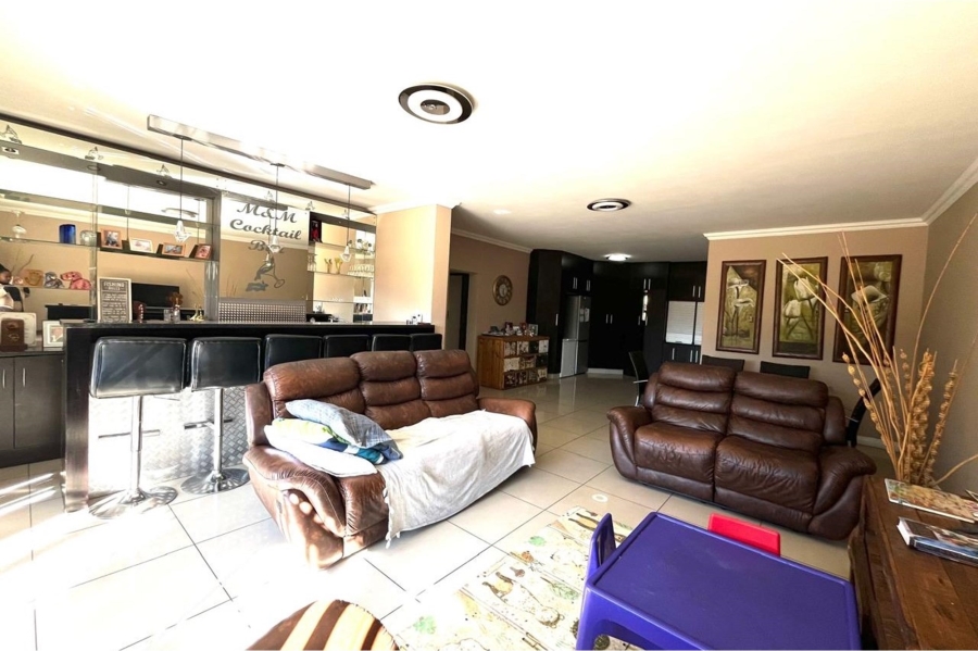 4 Bedroom Property for Sale in Risiville Gauteng
