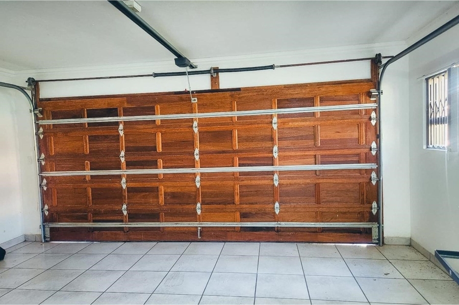 4 Bedroom Property for Sale in Risiville Gauteng