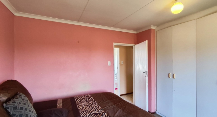 2 Bedroom Property for Sale in Norkem Park Gauteng