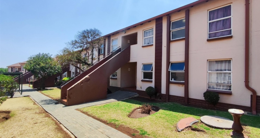 2 Bedroom Property for Sale in Norkem Park Gauteng
