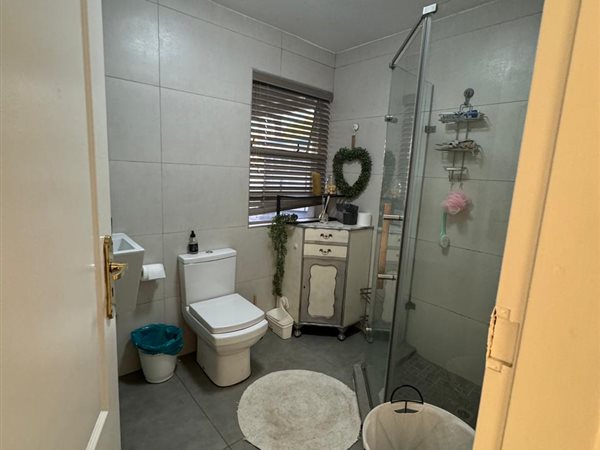 To Let 3 Bedroom Property for Rent in Dowerglen Gauteng