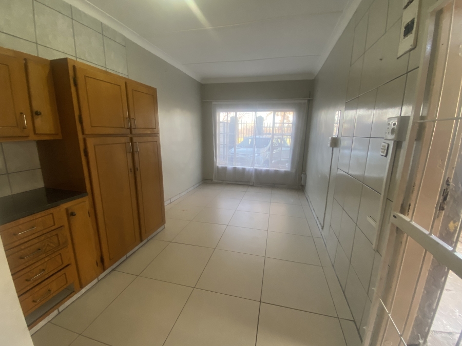 To Let 1 Bedroom Property for Rent in Edendale Gauteng