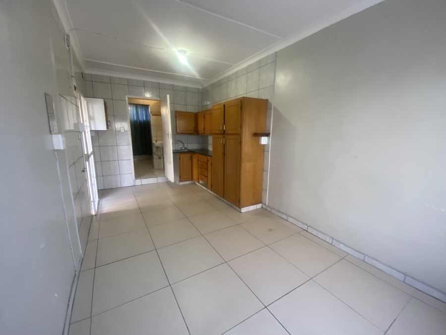 To Let 1 Bedroom Property for Rent in Edendale Gauteng