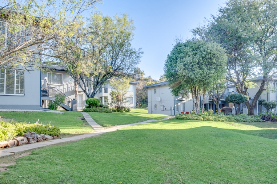 2 Bedroom Property for Sale in Boskruin Gauteng