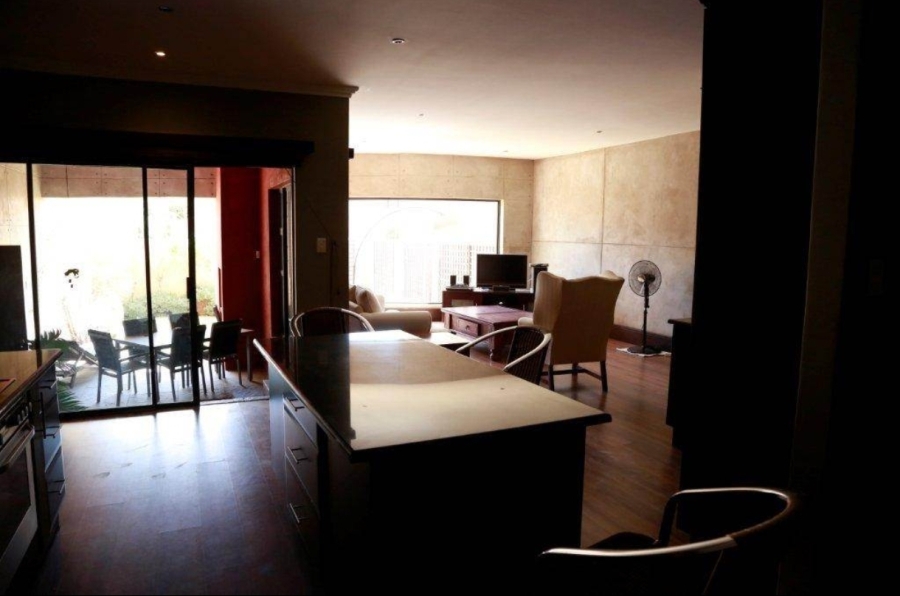 To Let 2 Bedroom Property for Rent in Sunninghill Gauteng