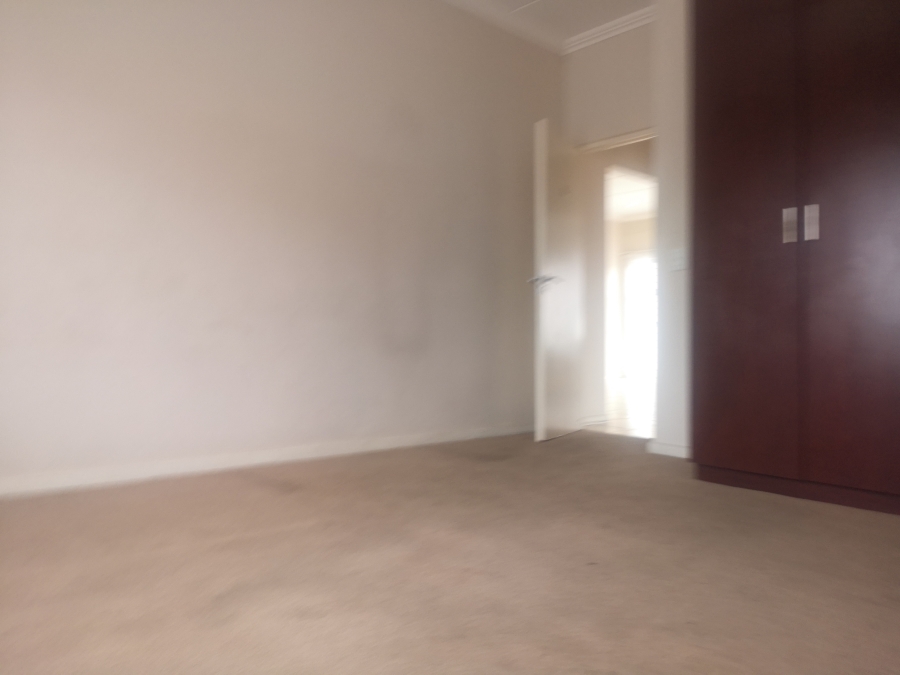 2 Bedroom Property for Sale in Blackheath Gauteng
