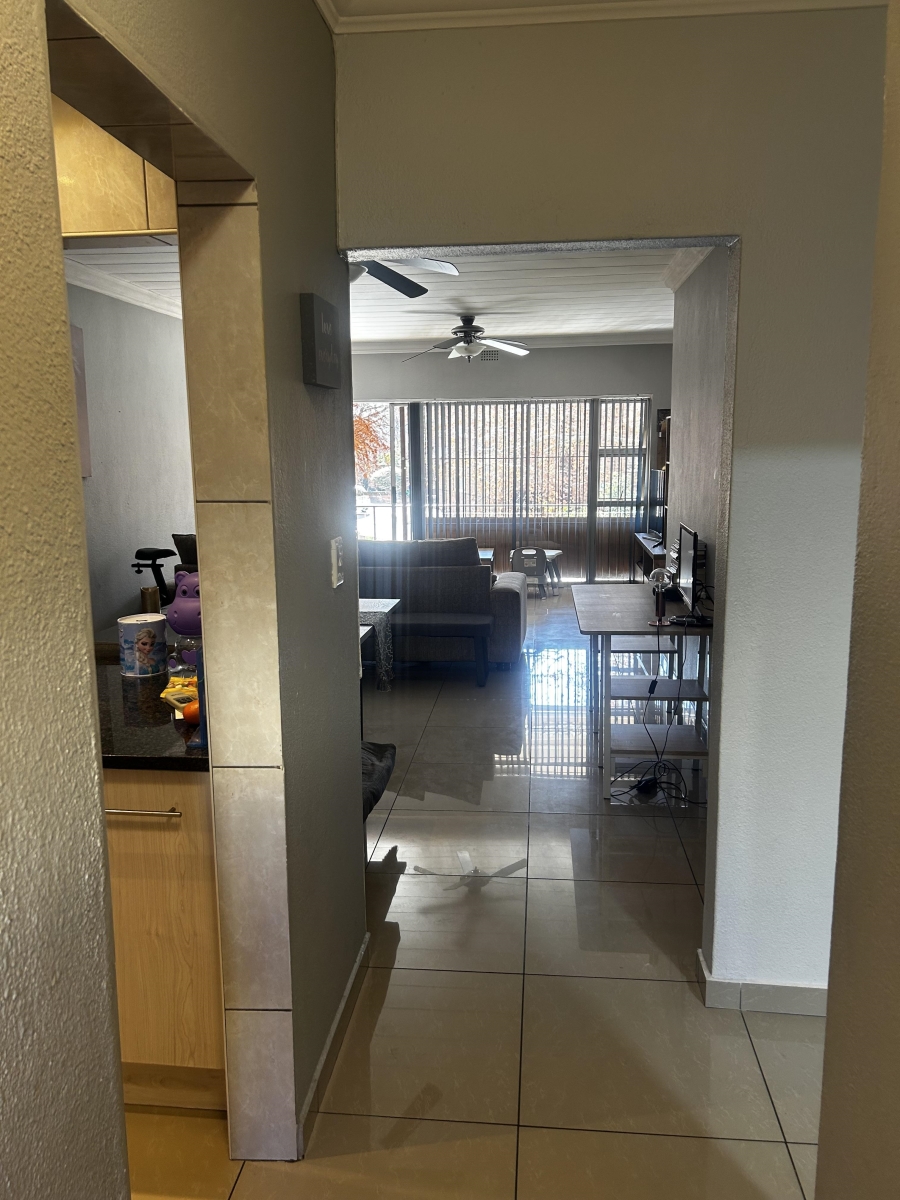 3 Bedroom Property for Sale in South Crest Gauteng