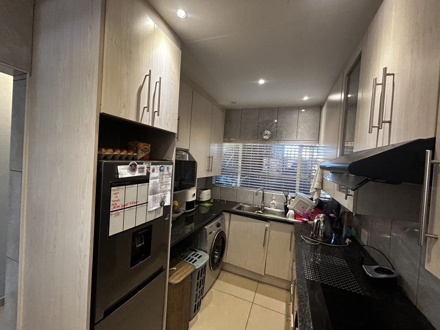 3 Bedroom Property for Sale in South Crest Gauteng