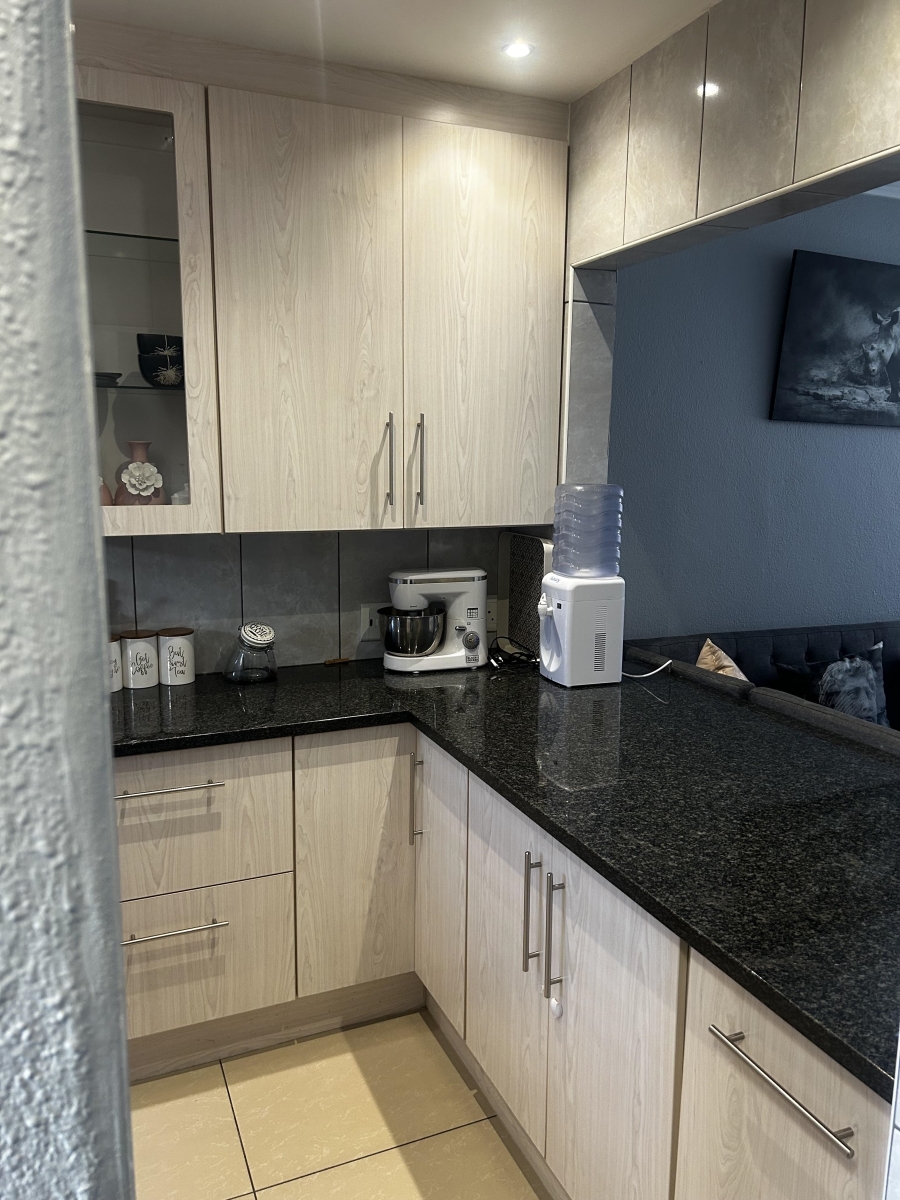 3 Bedroom Property for Sale in South Crest Gauteng