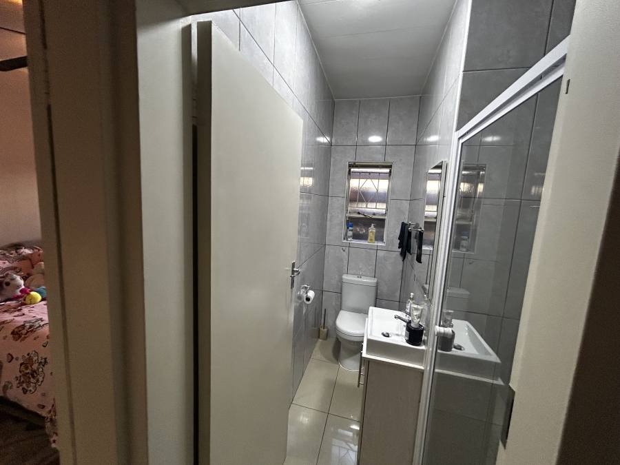 3 Bedroom Property for Sale in South Crest Gauteng