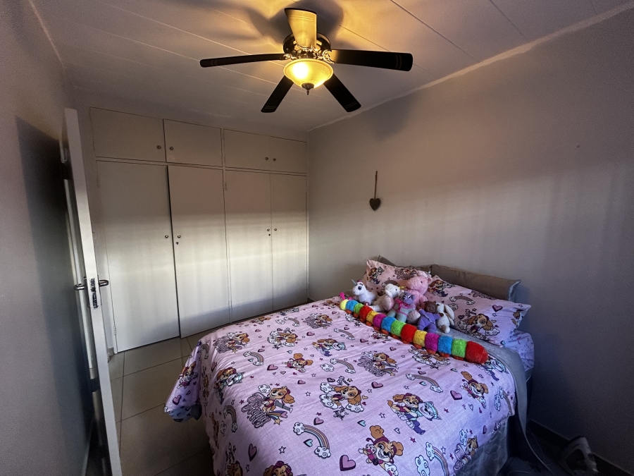3 Bedroom Property for Sale in South Crest Gauteng