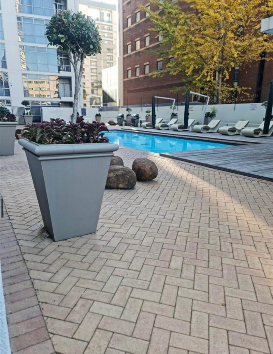 To Let 1 Bedroom Property for Rent in Sandton Central Gauteng