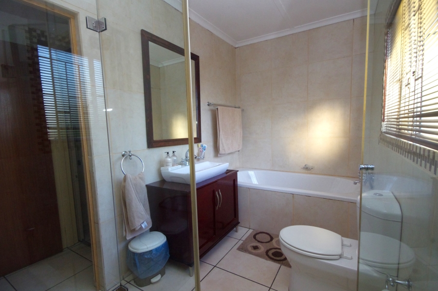 3 Bedroom Property for Sale in Minnebron Gauteng