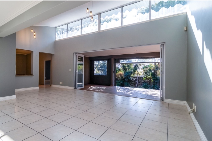 2 Bedroom Property for Sale in Greenstone Hill Gauteng