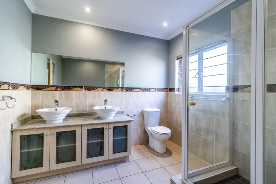 2 Bedroom Property for Sale in Greenstone Hill Gauteng