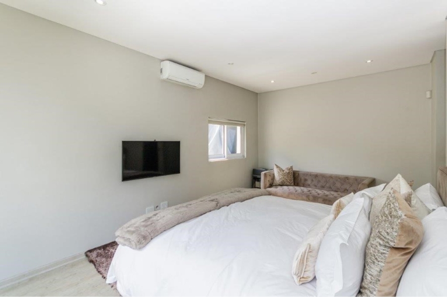 To Let 3 Bedroom Property for Rent in Eltonhill Gauteng