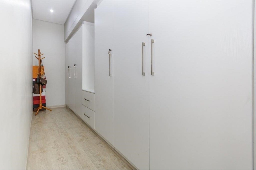 To Let 3 Bedroom Property for Rent in Eltonhill Gauteng