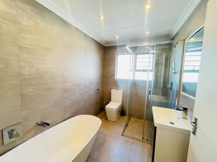 To Let 3 Bedroom Property for Rent in Sunninghill Gauteng
