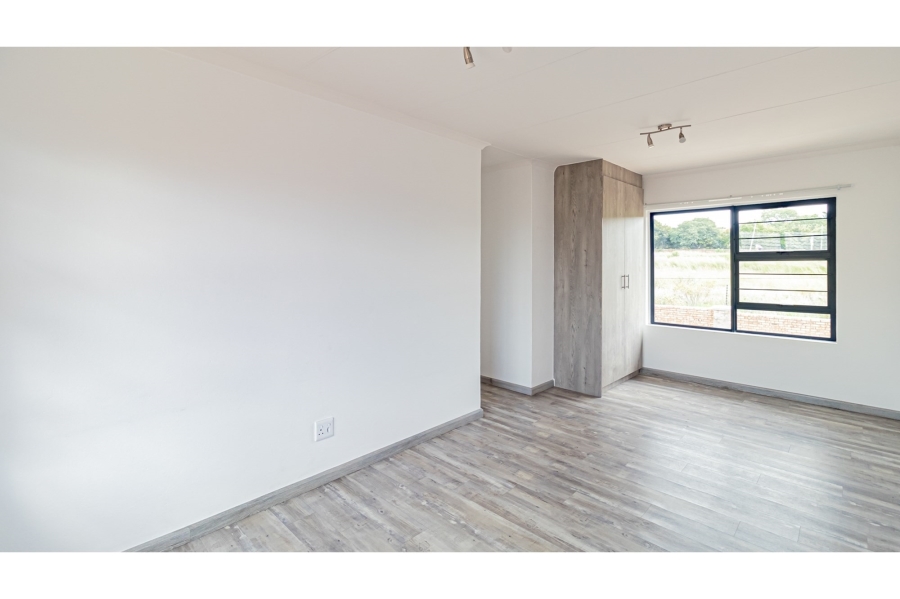 To Let 4 Bedroom Property for Rent in Ruimsig Gauteng