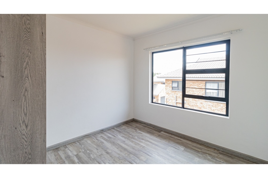 To Let 4 Bedroom Property for Rent in Ruimsig Gauteng