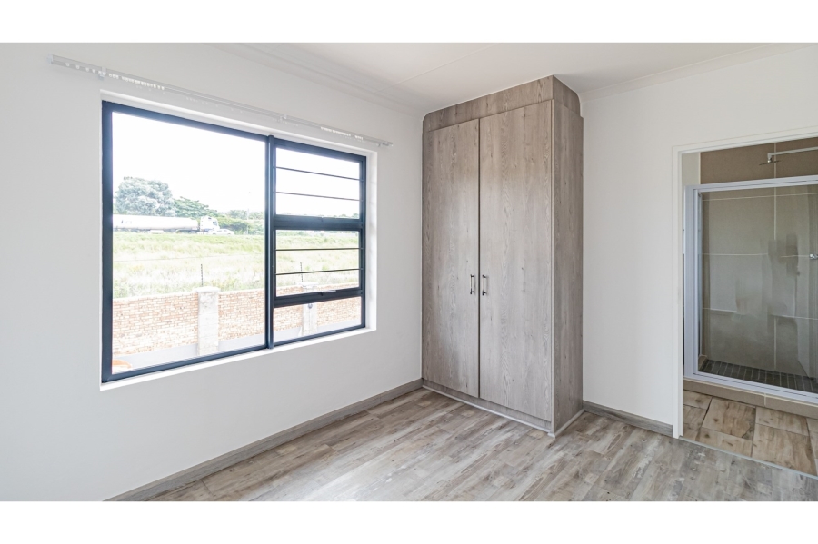 To Let 4 Bedroom Property for Rent in Ruimsig Gauteng