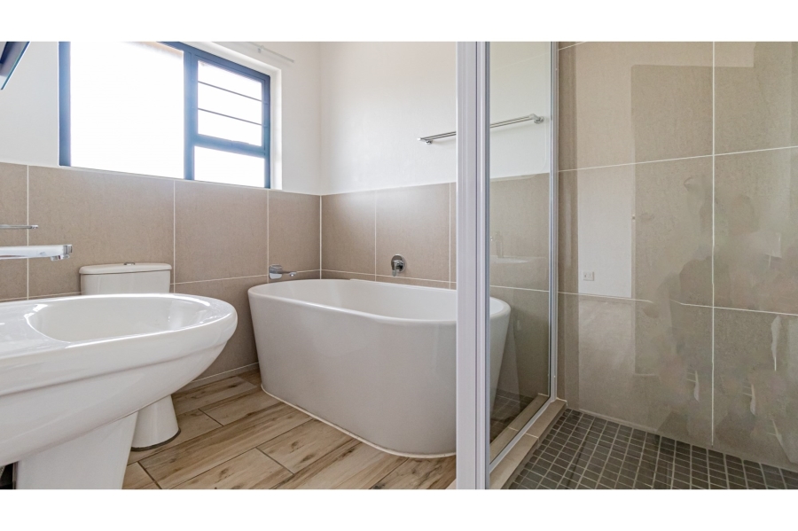 To Let 4 Bedroom Property for Rent in Ruimsig Gauteng