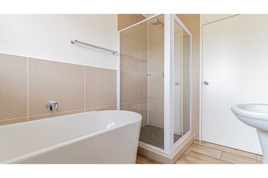 To Let 4 Bedroom Property for Rent in Ruimsig Gauteng
