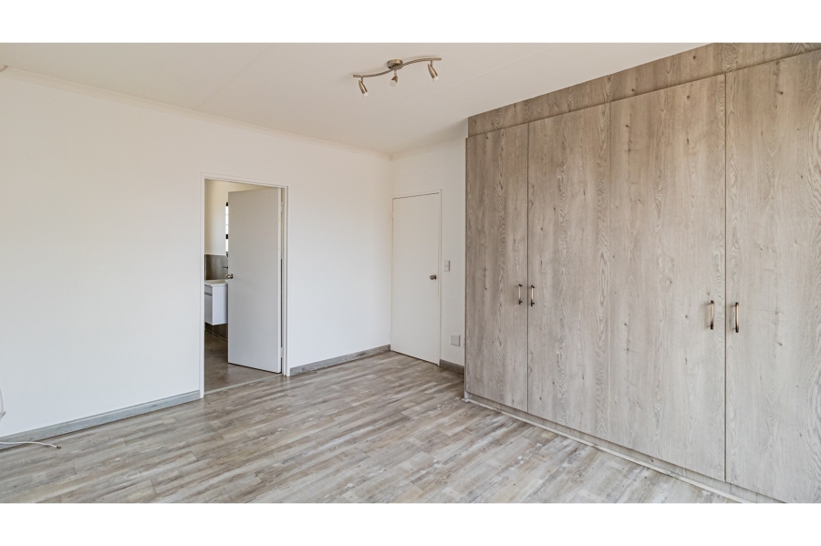 To Let 4 Bedroom Property for Rent in Ruimsig Gauteng