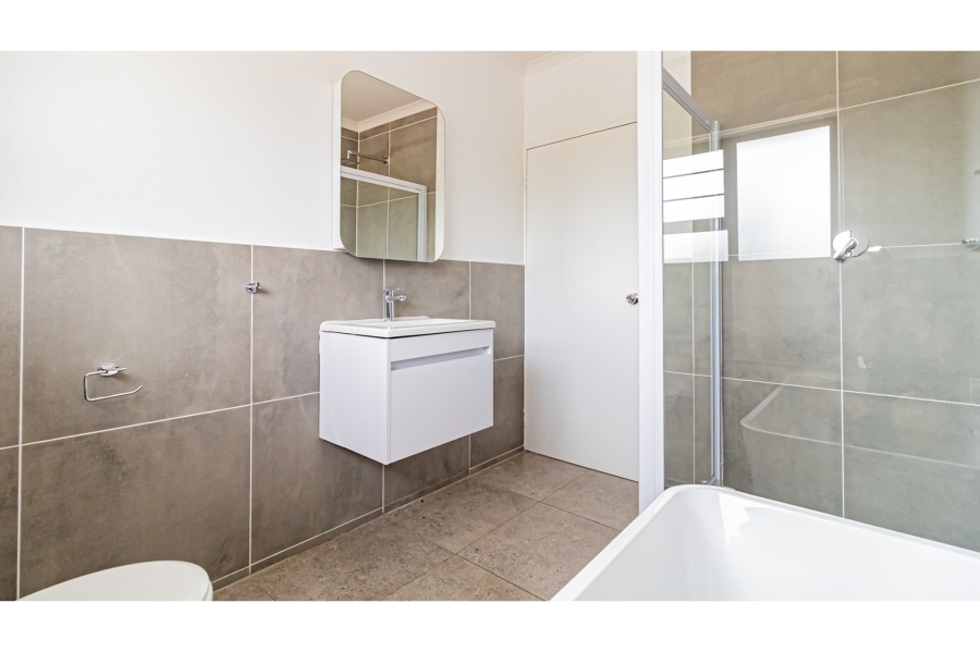 To Let 4 Bedroom Property for Rent in Ruimsig Gauteng