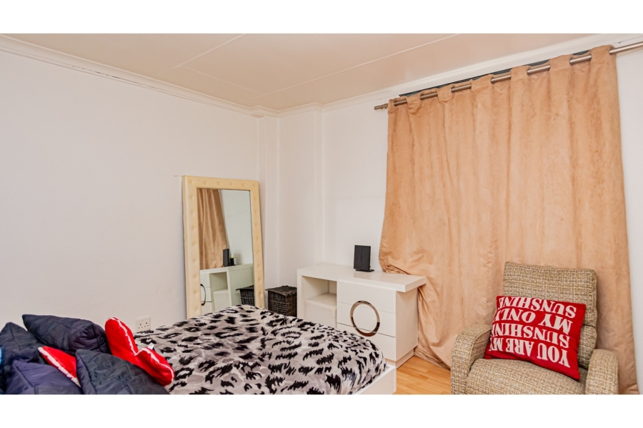 3 Bedroom Property for Sale in Helderkruin Gauteng