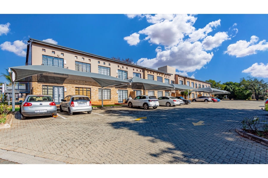 3 Bedroom Property for Sale in Helderkruin Gauteng