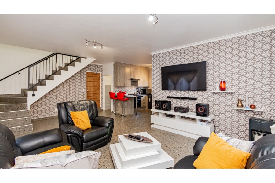 3 Bedroom Property for Sale in Ruimsig Gauteng