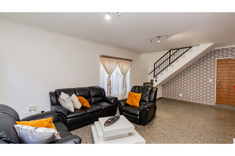 3 Bedroom Property for Sale in Ruimsig Gauteng