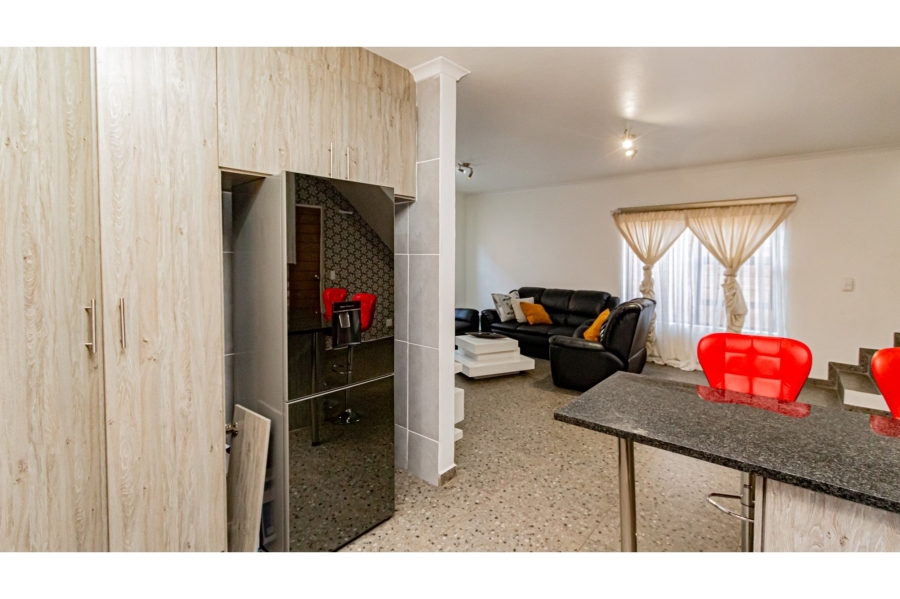 3 Bedroom Property for Sale in Ruimsig Gauteng