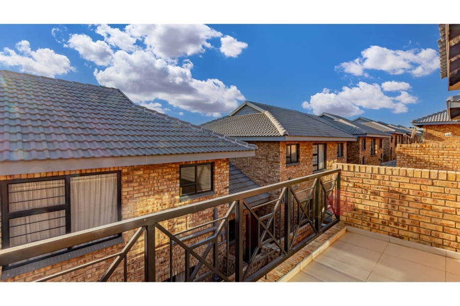 3 Bedroom Property for Sale in Ruimsig Gauteng