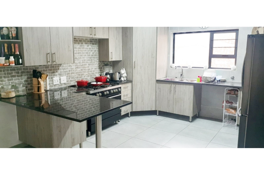 4 Bedroom Property for Sale in Ruimsig Gauteng