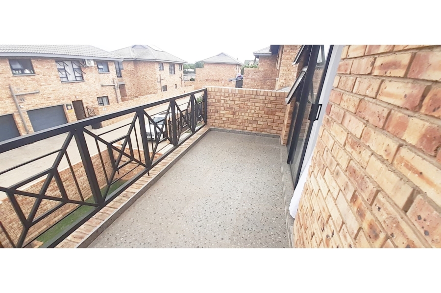 4 Bedroom Property for Sale in Ruimsig Gauteng