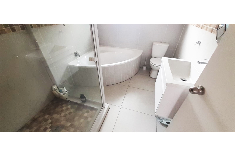 4 Bedroom Property for Sale in Ruimsig Gauteng