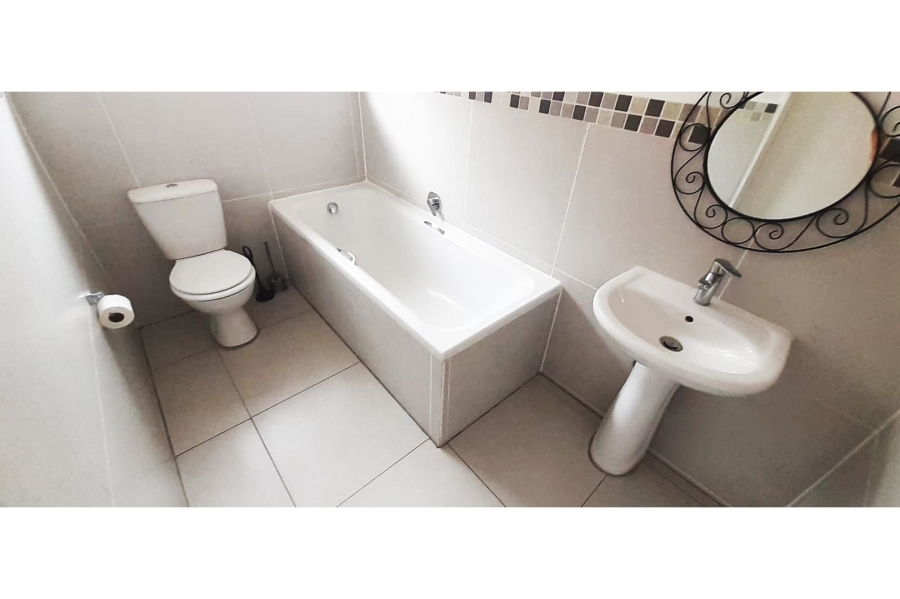 4 Bedroom Property for Sale in Ruimsig Gauteng